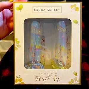 Laura Ashley Flute Set